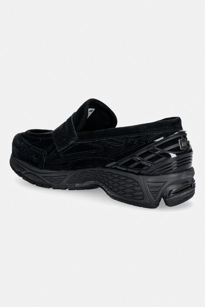 Obuwie New Balance 1906 sneakersy damskie zamszowe U1906LNT. czarny