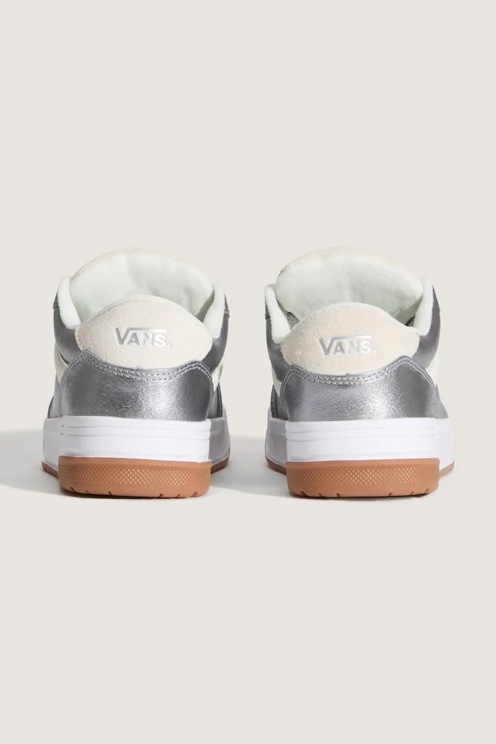 Obuv Vans Hylane tenisky dámske VN000D1JJ4F1 strieborná