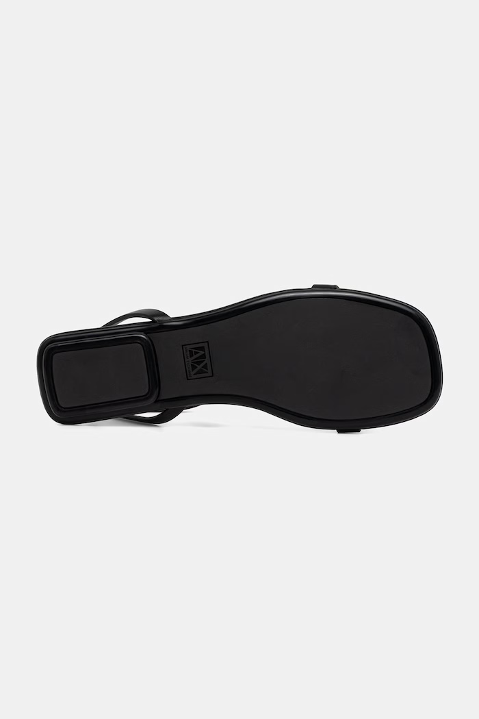 Armani Exchange босоніжки жіночі чорний XW002581.AF18975.UC001