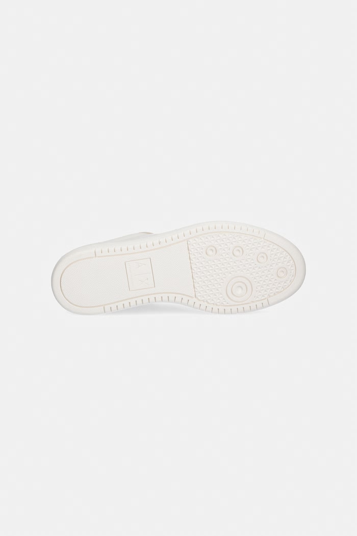 Armani Exchange ženske superge XW002791.AF26936.MZ128 bela
