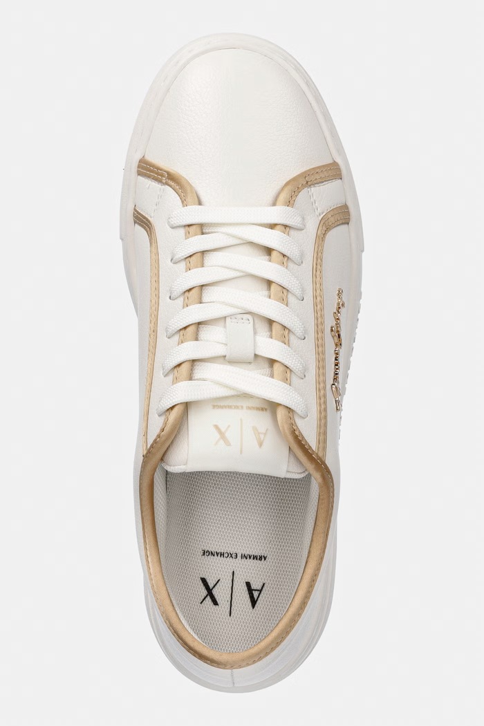 Armani Exchange Маратонки Женски бежов XW002804.AF25158.MZ128