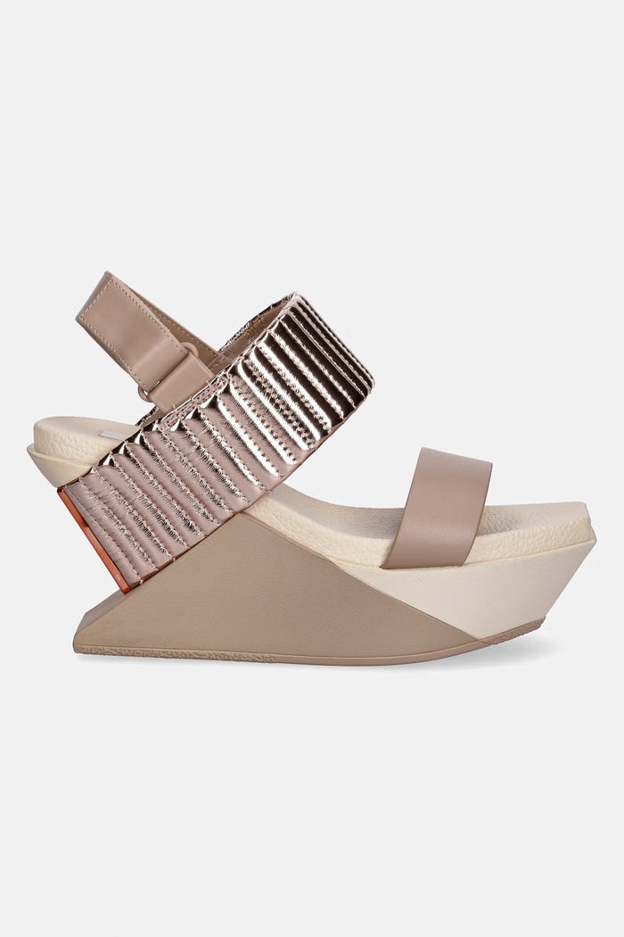 United Nude Σανδάλια σε σφήνα δερμάτινα Delta Wedge Puffier 10988971188 μπεζ SS26