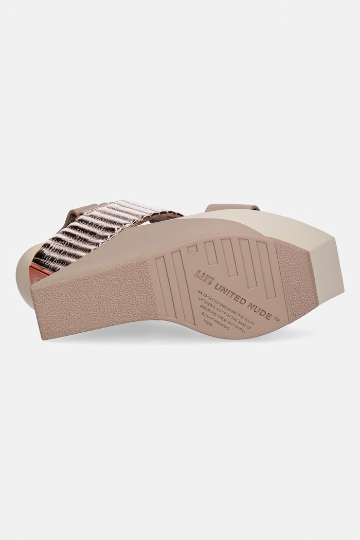 United Nude Σανδάλια σε σφήνα δερμάτινα Delta Wedge Puffier 10988971188 μπεζ