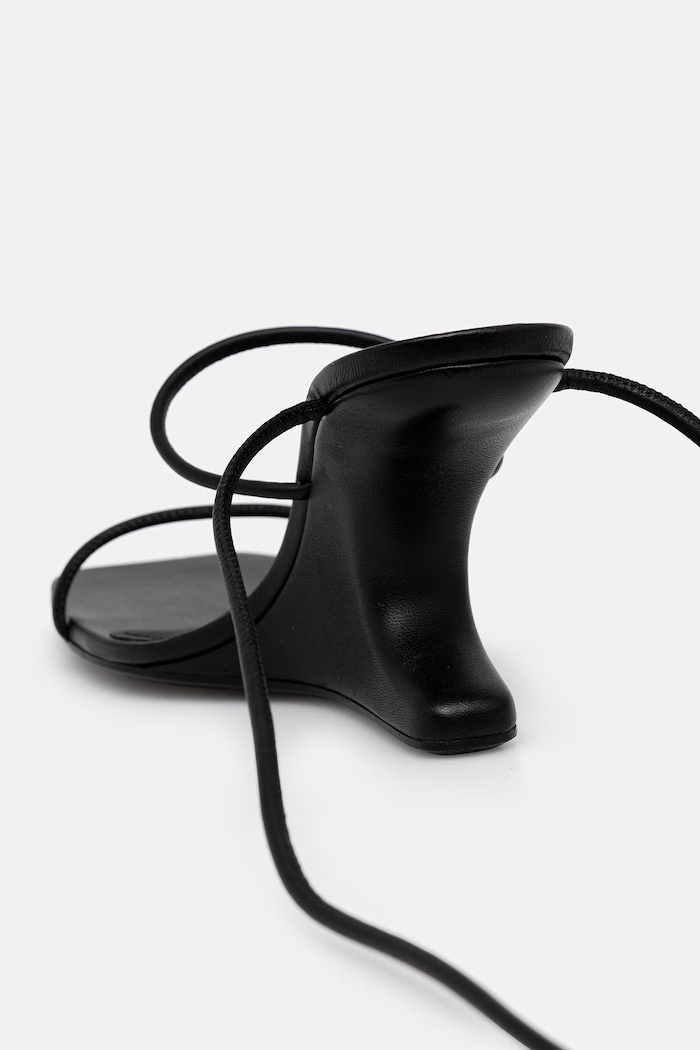 Boty Rick Owens Lilies Cantilever 8 sandály na klínku dámské kožené LI01F7804.LLP černá