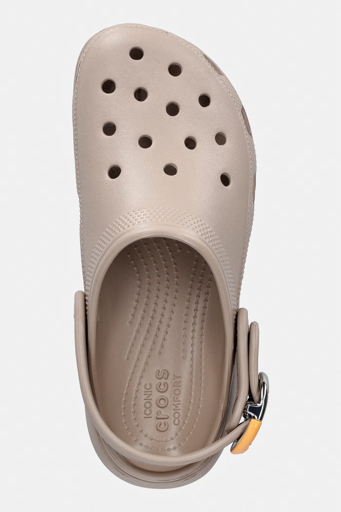 Crocs σαγιονάρες Στην πλατφόρμα Γυναικεία Classic Platform Buckle Clog μπεζ 213230.2NM