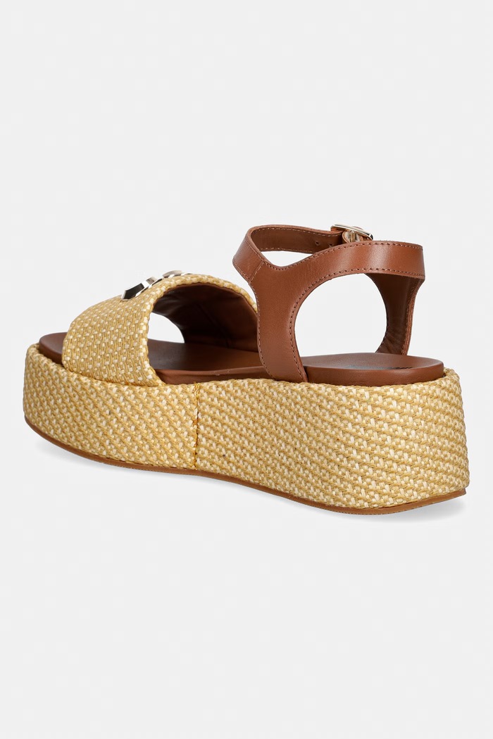 Obutev Love Moschino sandali JA16127I0OJR610B rjava