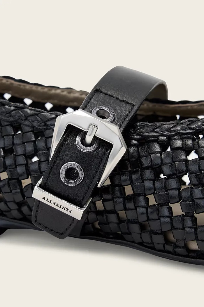 AllSaints σανδάλια δερμάτινα Sabine Woven Flat μαύρο W102FE.BLK