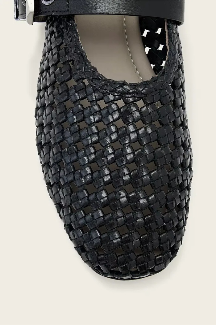 AllSaints σανδάλια δερμάτινα Sabine Woven Flat W102FE.BLK μαύρο