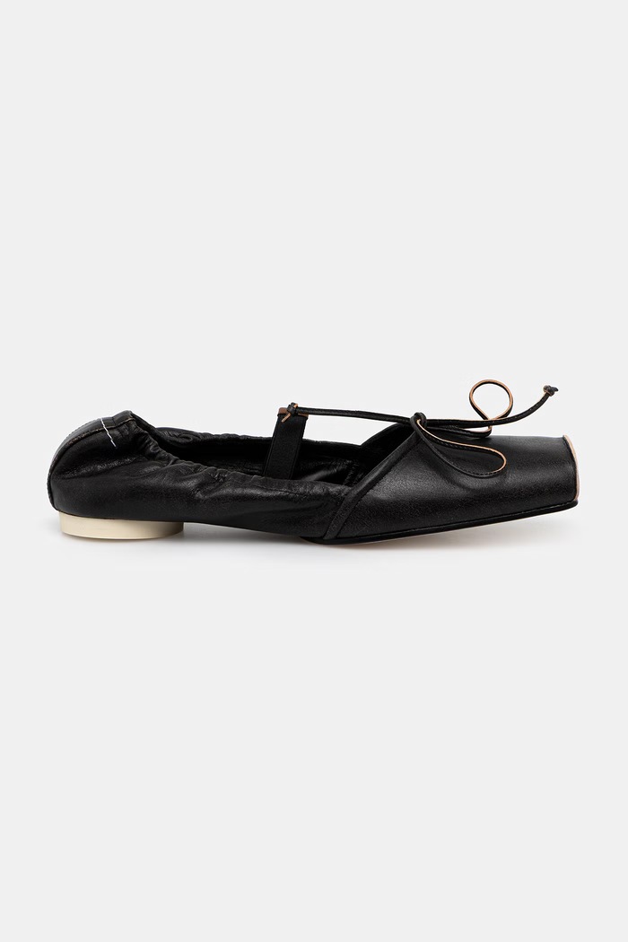 MM6 Maison Margiela Балетки кожаные S66WZ0037.P7706 чёрный SS26