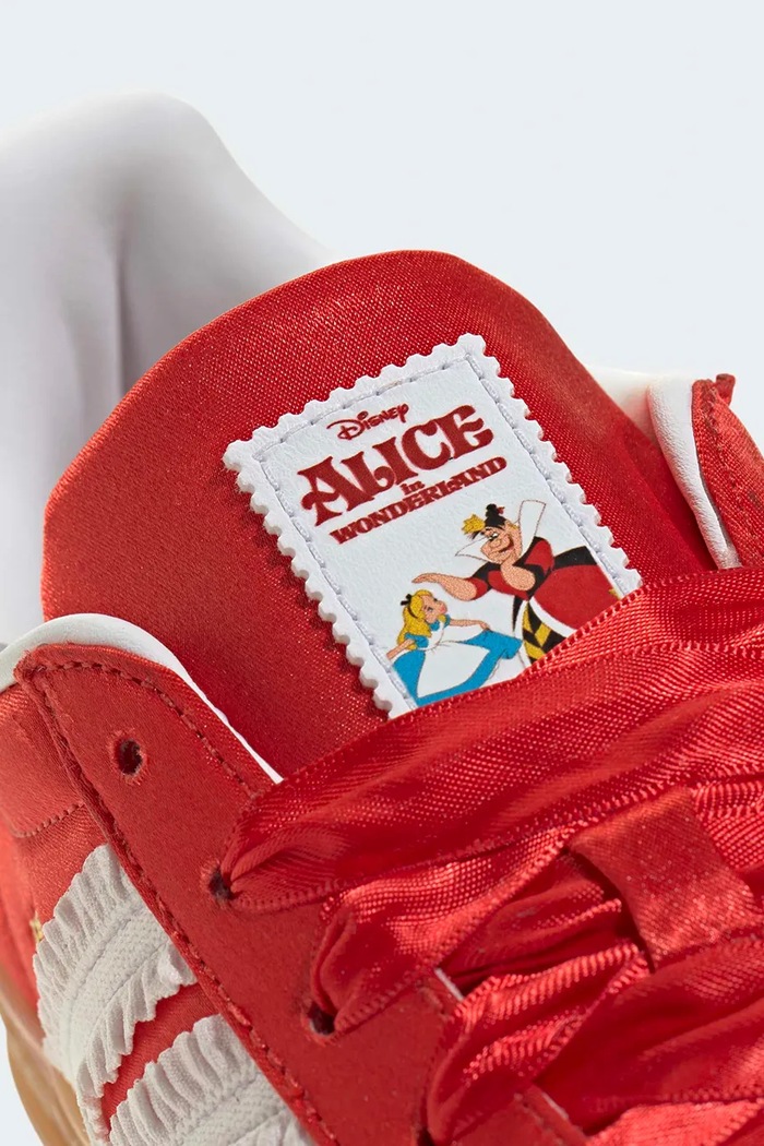 Detské tenisky adidas Originals DISNEY GAZELLE INDOOR IH1761