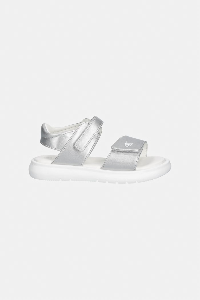 Detské sandále Calvin Klein Jeans V1A2.83241.20.29 strieborná SS26