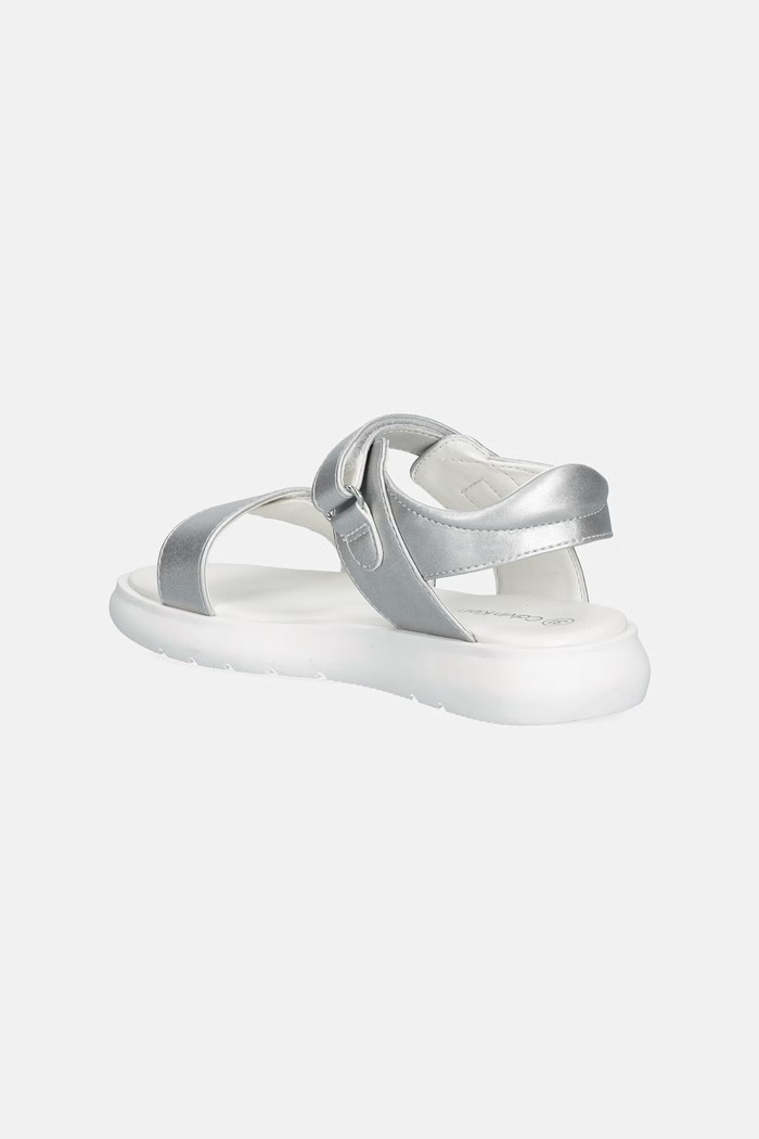 Fete Calvin Klein Jeans sandale copii V1A2.83241.30.34 argintiu