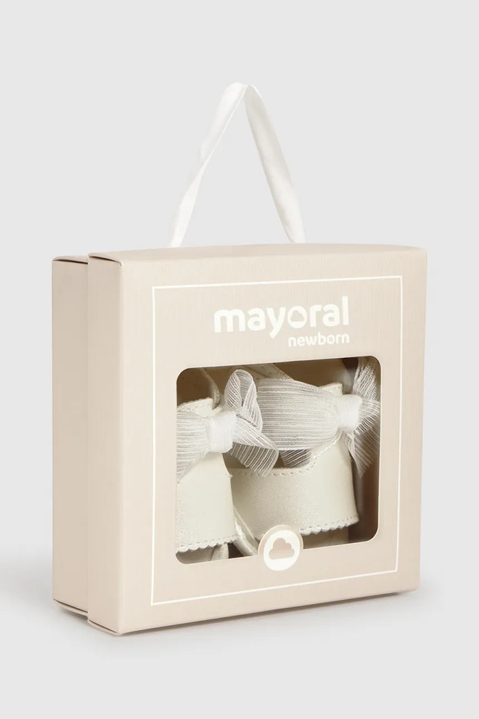 Topánky pre bábätká Mayoral Newborn biela 9084.G.1L.Newborn.PPY2