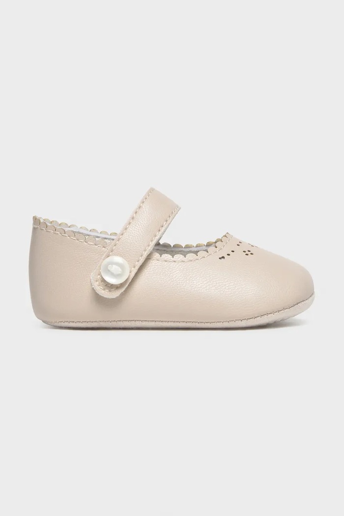 Mayoral Newborn buty niemowlęce nieocieplane beżowy 9092.2N.Newborn.PPY2