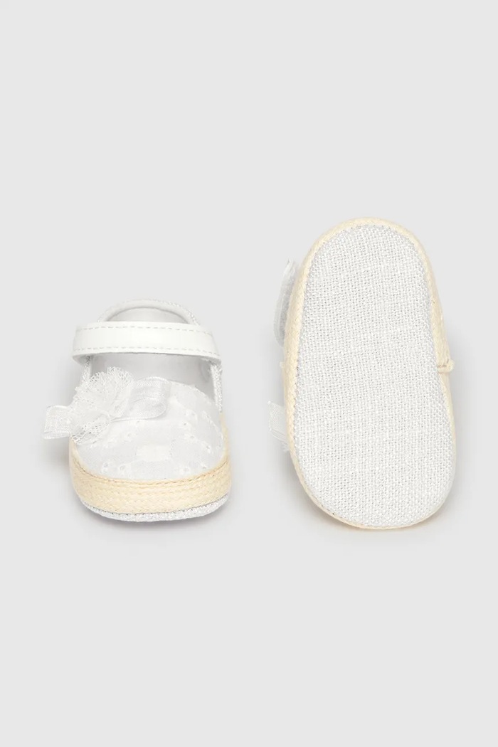 Fete Mayoral Newborn pantofi pentru bebeluși 9093.2P.Newborn.PPY2 alb