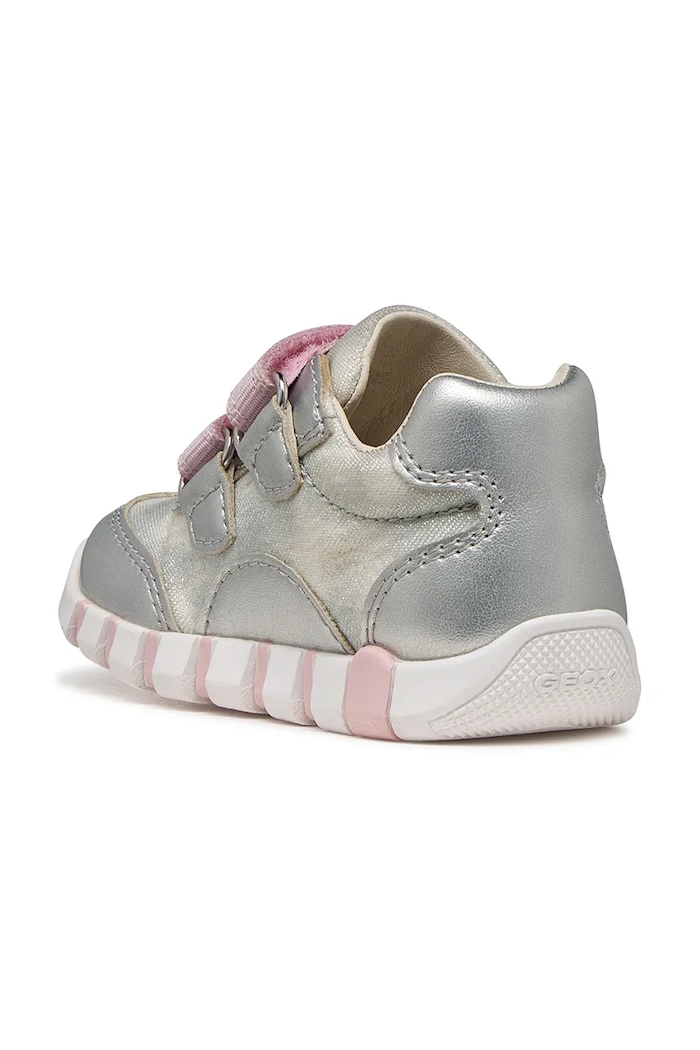 Geox sneakers pentru copii IUPIDOO argintiu B3558A.0AS54.18.26
