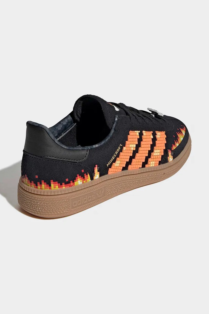 Chlapec Detské kožené tenisky adidas Originals Minecraft HANDBALL SPEZIAL IH1737 čierna