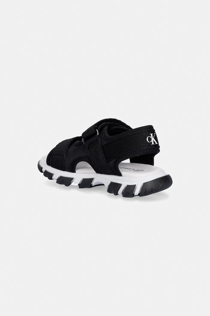 Chlapec Detské sandále Calvin Klein Jeans V1B2.83321.20.23 čierna