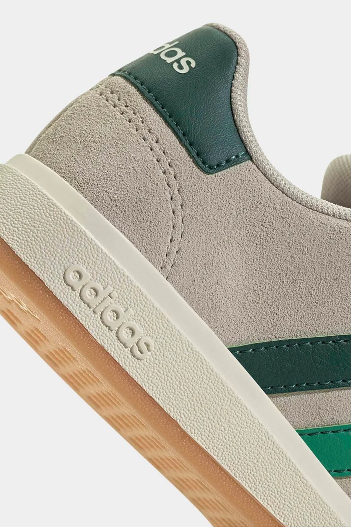 adidas sneakersy zamszowe dziecięce GRAND COURT 00s IH6413