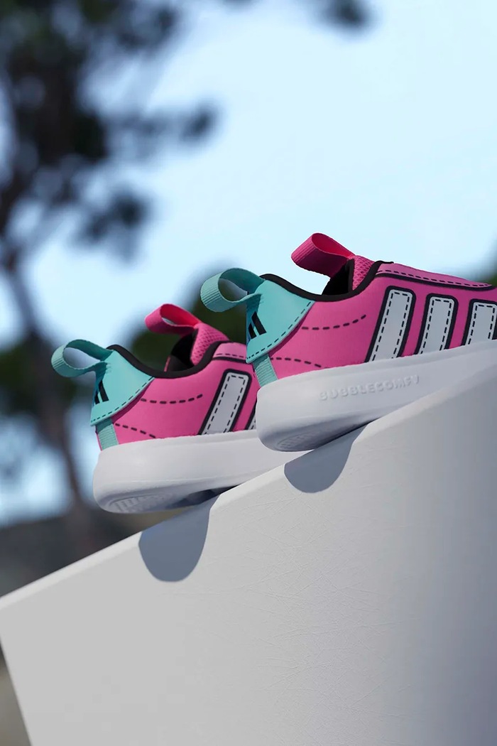 Detské tenisky adidas BUBBLECOMIC JS0126