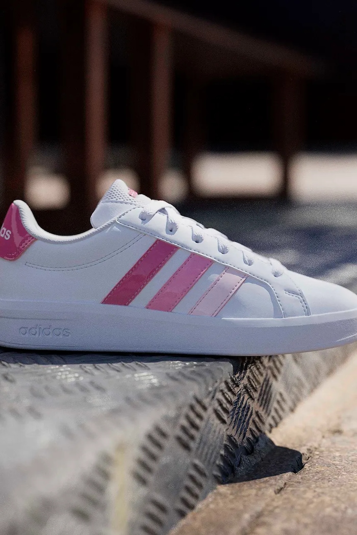 Detské tenisky adidas GRAND COURT 3.0 KJ4368