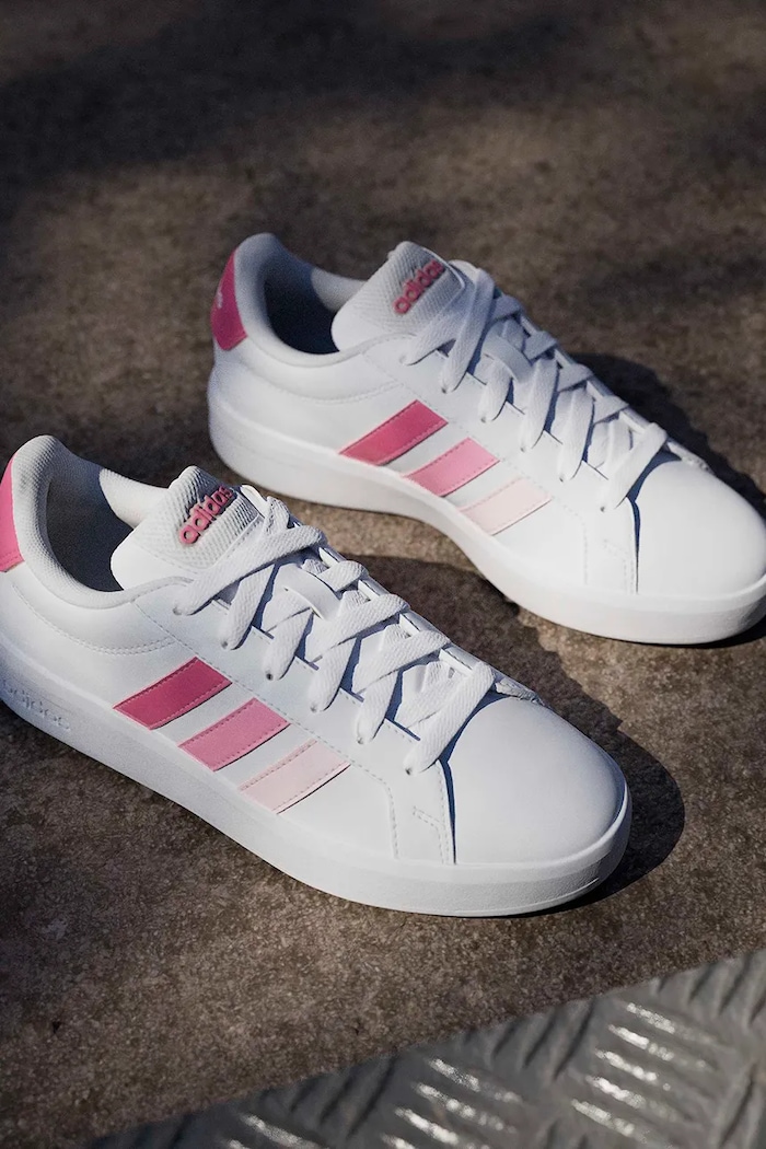 Detské tenisky adidas GRAND COURT 3.0 KJ4368