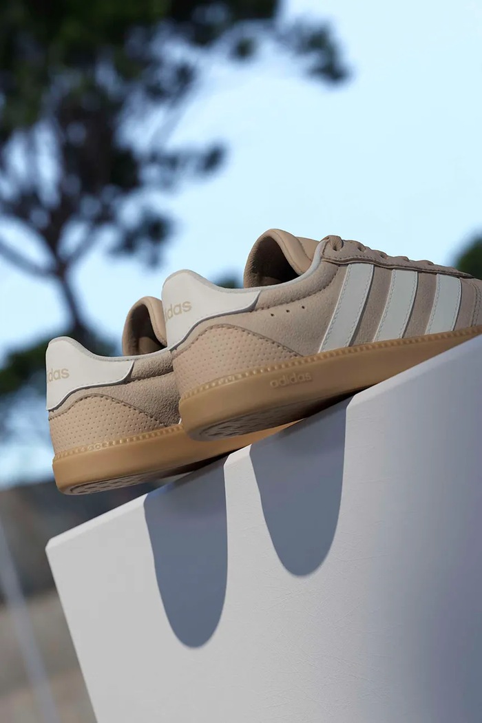 adidas gyerek sportcipő BREAKNET SLEEK KI6500