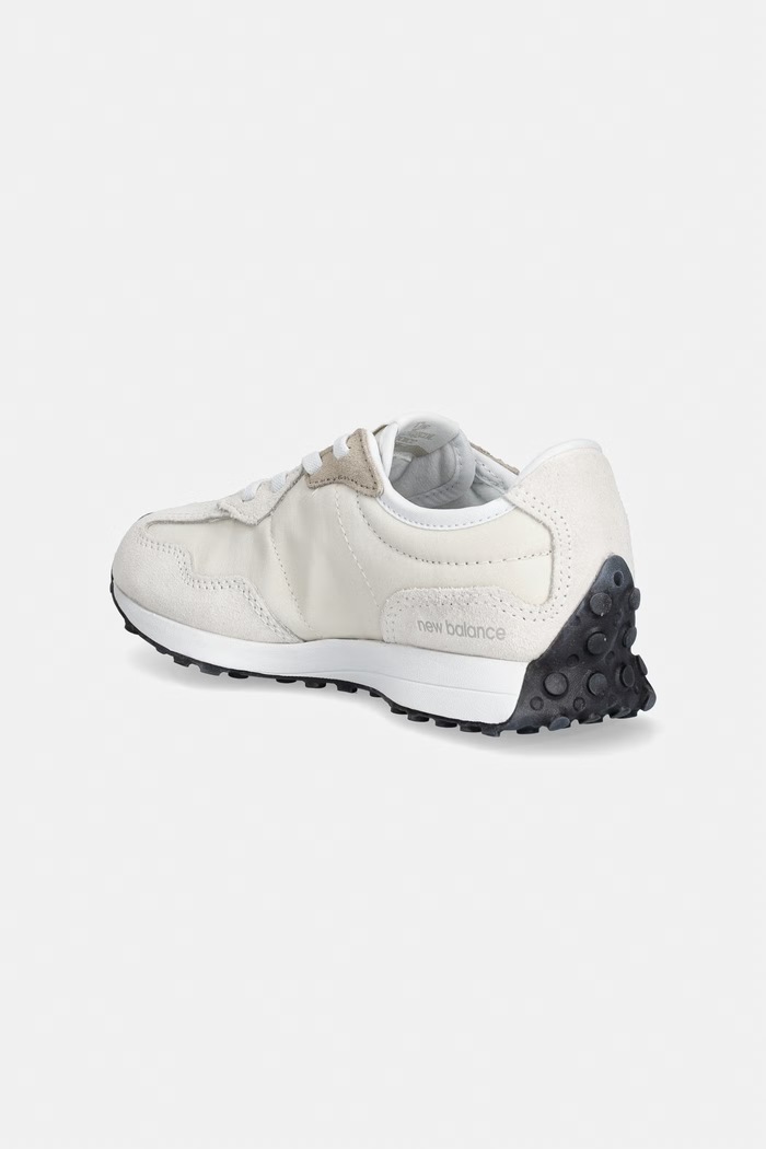 Момче New Balance 327 маратонки за деца P3272TO бежов