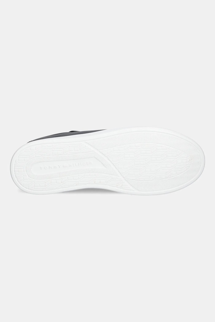 Superge Tommy Hilfiger ICON COURT LIGHT PREMIUM FM0FM05837 črna
