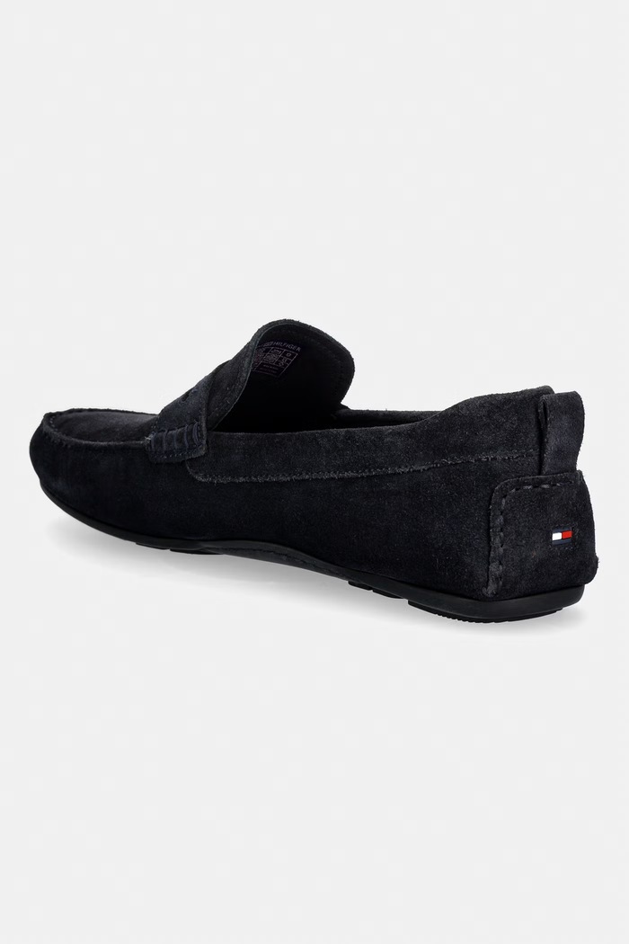 Obuwie Tommy Hilfiger mokasyny męskie zamszowe CORE HILFIEGR SUEDE DRIVER FM0FM05789 granatowy