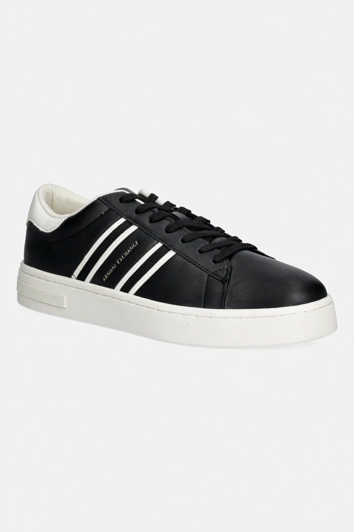Superge Armani Exchange Imitacija zrnatega usnja črna XM002198.AF21421.MC024