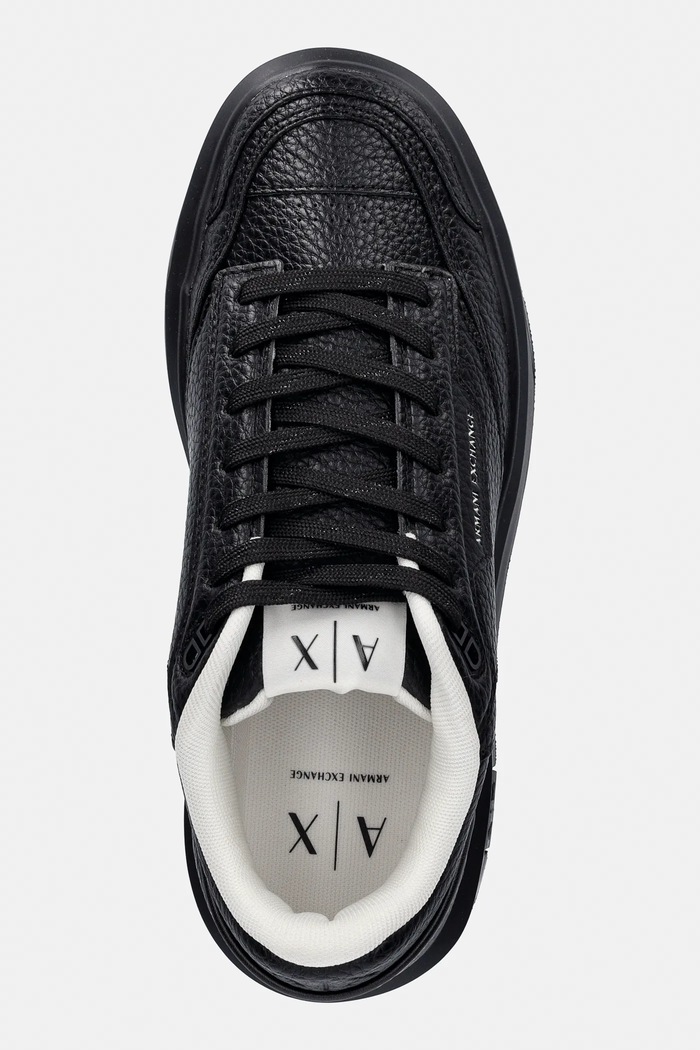 Superge Armani Exchange črna XM002205.AF21444.UC001