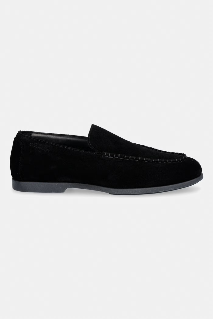 Calvin Klein pánske semišové mokasíny LOW PROF LOAFER SU HM0HM02081 čierna SS26