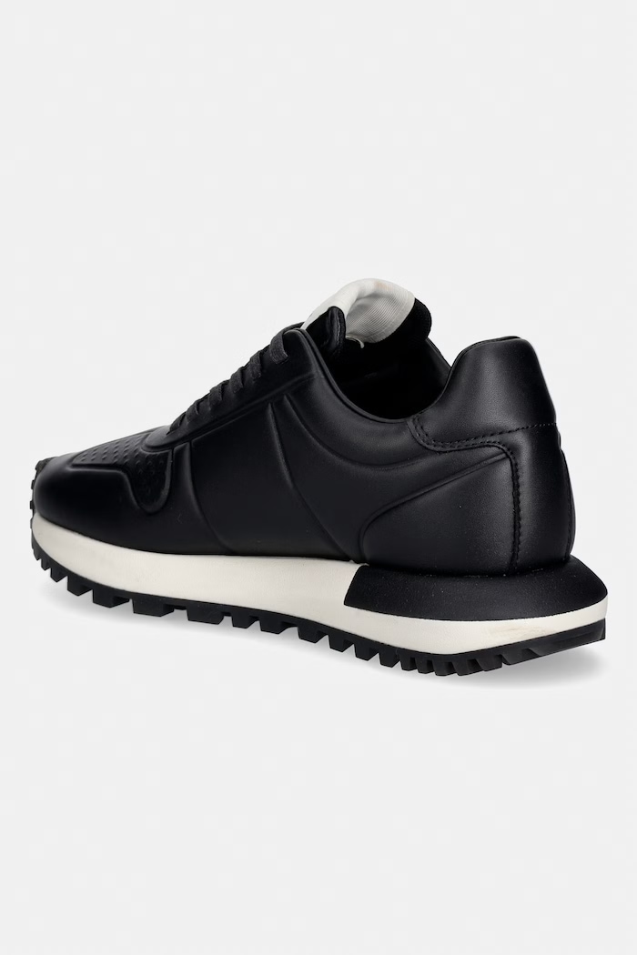 Obuv Kožené tenisky Emporio Armani EM003740.AF19726.MC005 čierna