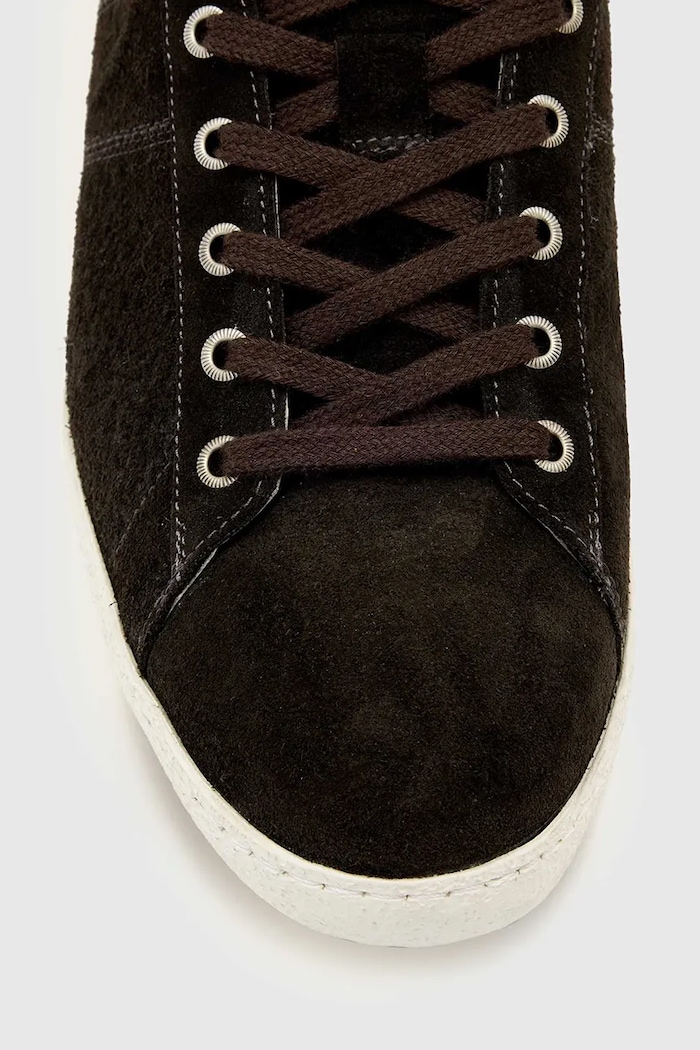 Semišové tenisky AllSaints Leon Low Top M009FE hnědá