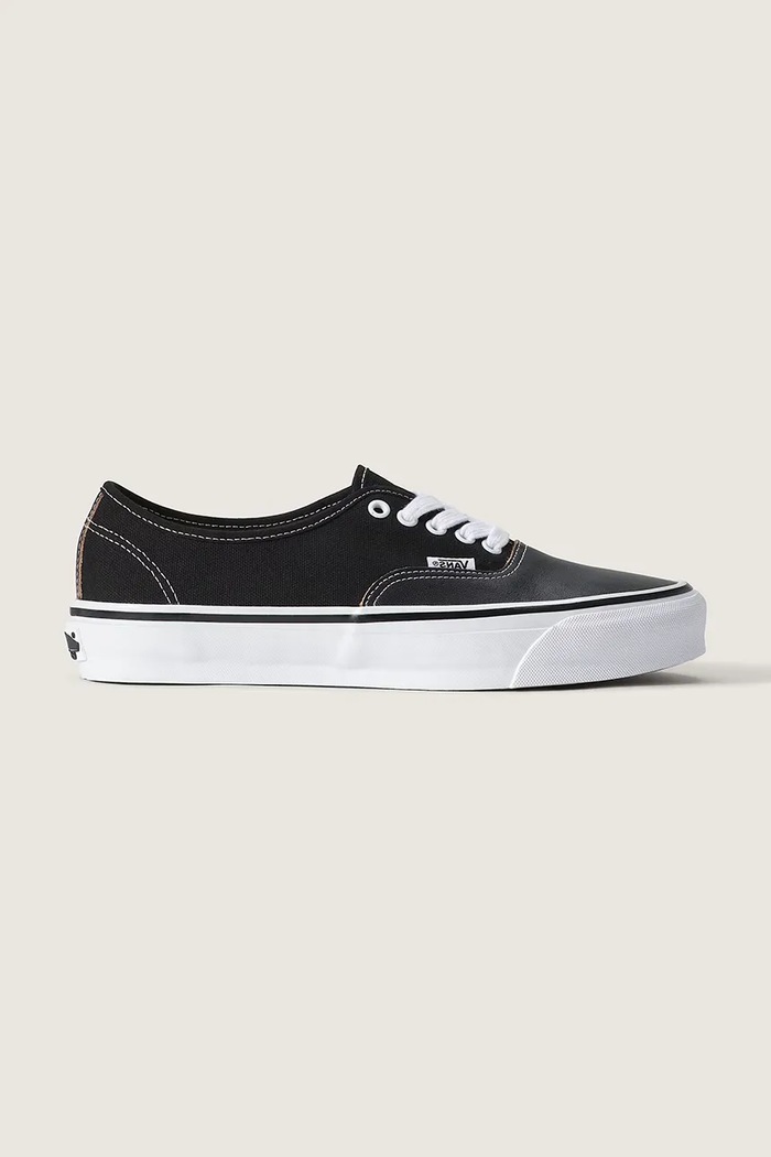 Πάνινα παπούτσια Vans OTW Authentic 44 Siped Vibram λείο δέρμα μαύρο VN000Z3TBLK1