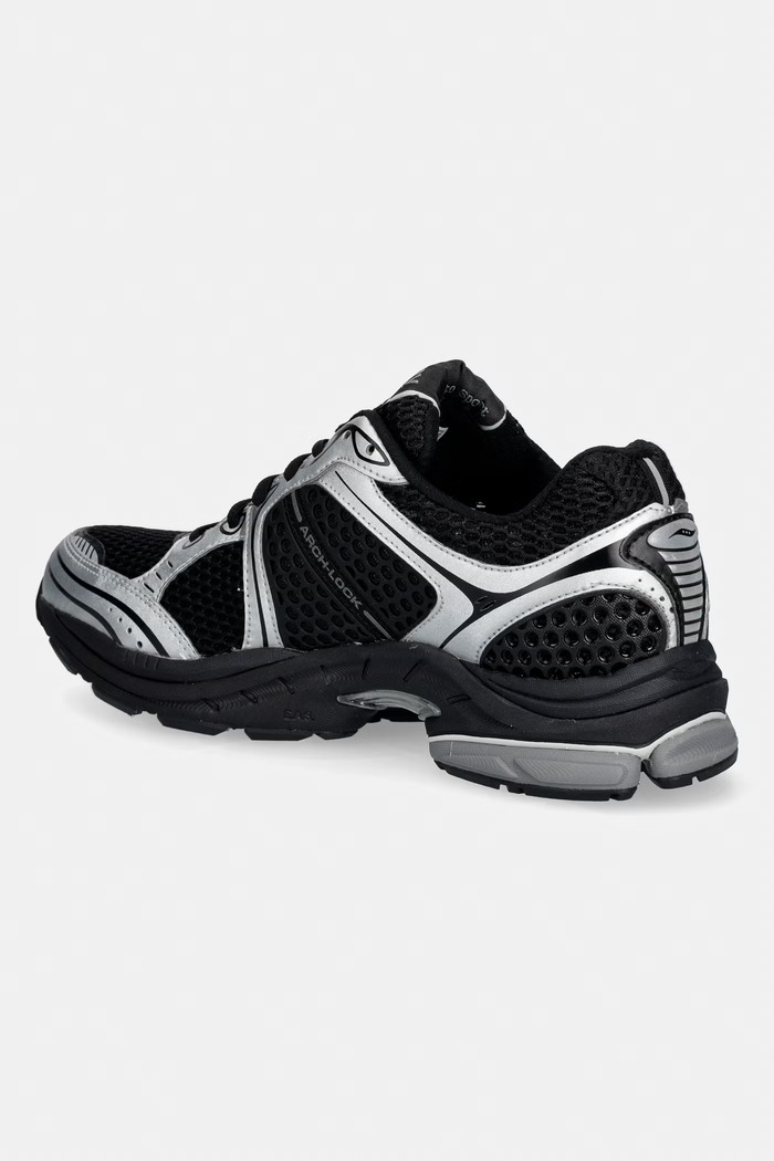 Παπούτσια Saucony PROGRID TRIUMPH 4 παπούτσια αθλητικά ανδρικά S70704.23 μαύρο