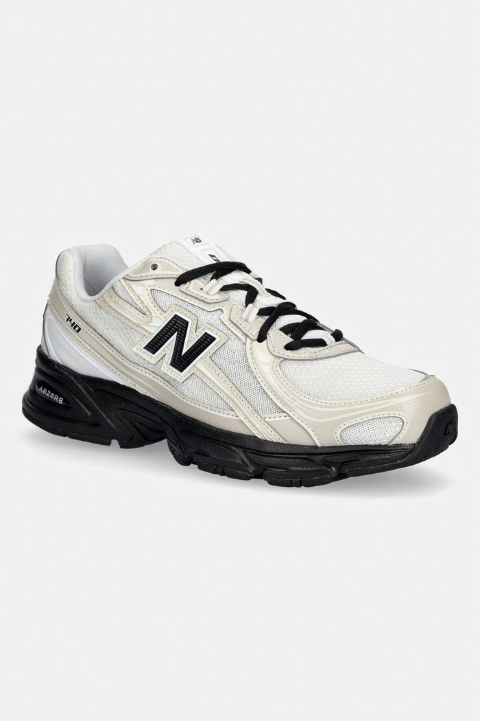 New Balance 740 Маратонки бежов U7404OO