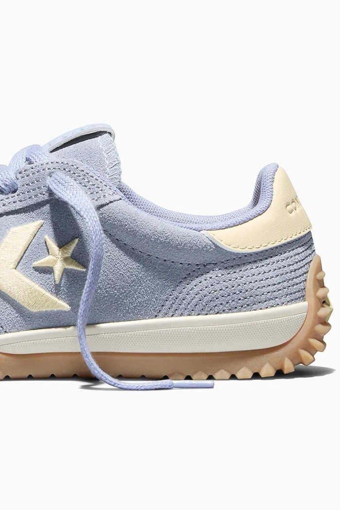 Converse sneakersy zamszowe Run Star Trainer A16075C