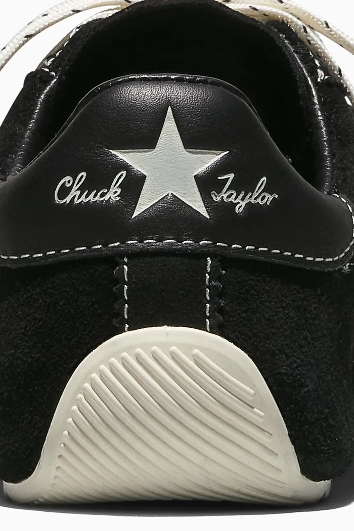 Converse teniși din piele întoarsă Chuck Taylor Lo A16123C