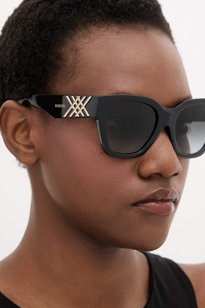 Burberry ženska sončna očala Cat Eye 0BE4489U