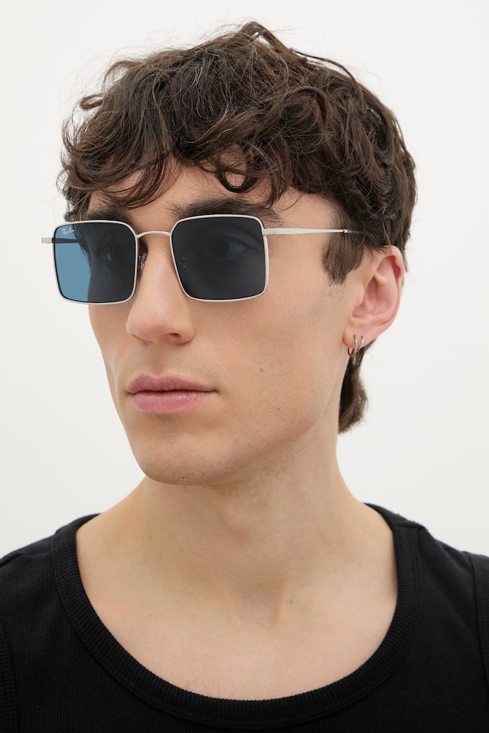 Слънчеви очила Ray-Ban 0RB3782 сребърен SS26