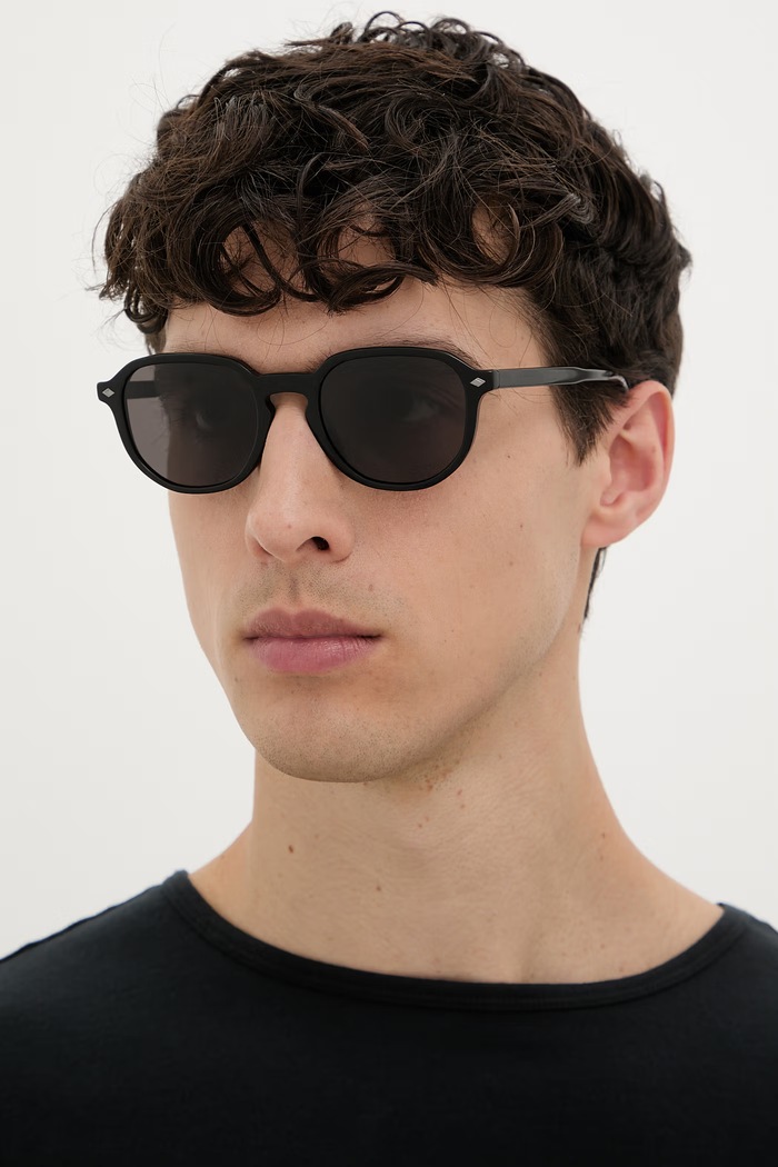 Barbour okulary przeciwsłoneczne BAS.3079 czarny AA00