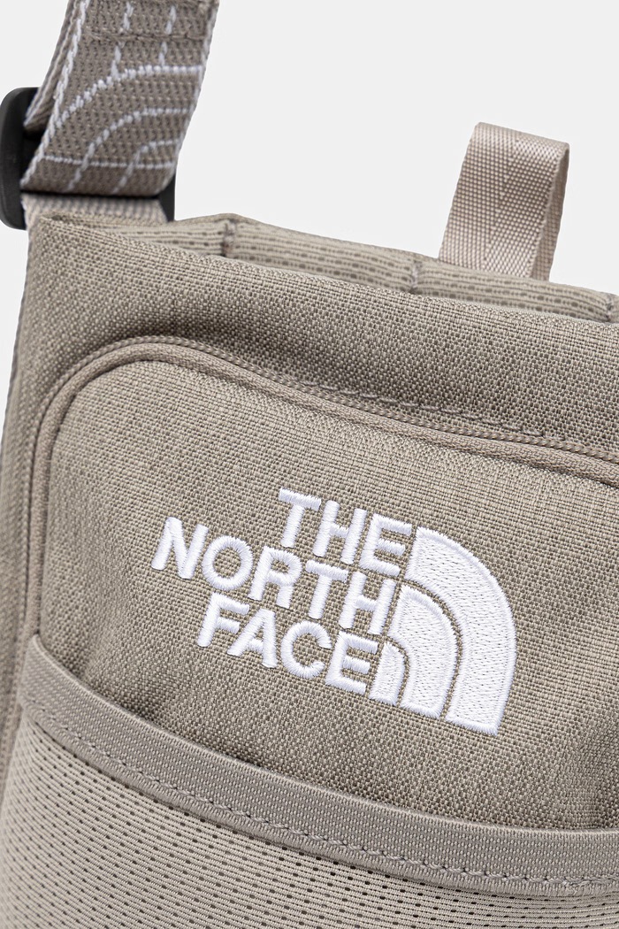 The North Face Borealis Water Bottle Holder kryt na fľašu béžová NF0A81DQNLI1