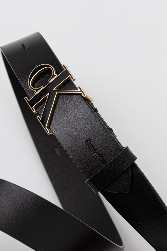 Calvin Klein opasok dámsky kožený LV04F7073G čierna SS26