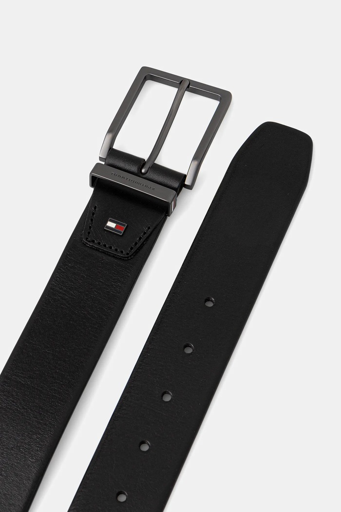 Usnjen pas Tommy Hilfiger AM0AM13943 črna SS26