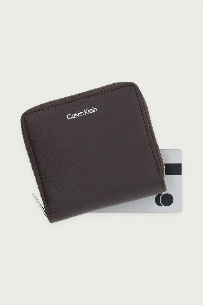 Calvin Klein portfel damski z imitacji skóry brązowy LV04F1120G