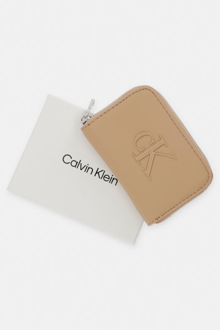 Calvin Klein peňaženka dámska z imitácie kože LV04F1154G béžová