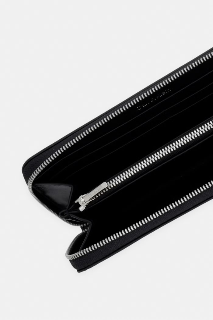 Doplnky Calvin Klein RFID peňaženka dámska kožená LV04F1151G čierna