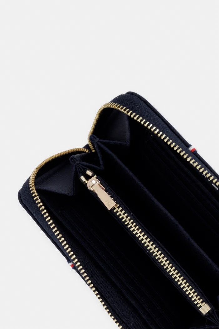 Doplnky Tommy Hilfiger dámska peňaženka AW0AW17953 tmavomodrá